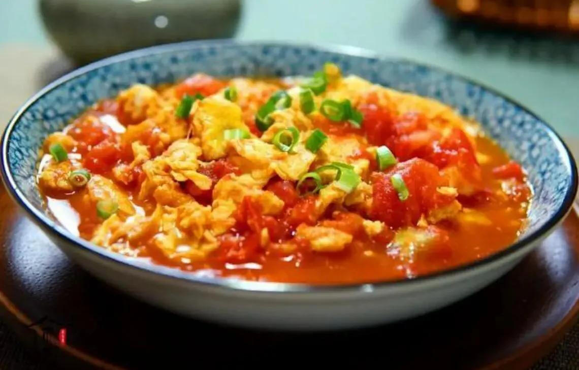 Gekocht Tomaten und Eier Mit Reis